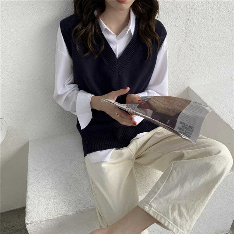 V-neck Vest  Seeveless Knitted Waistcoat Student Sweater Women
