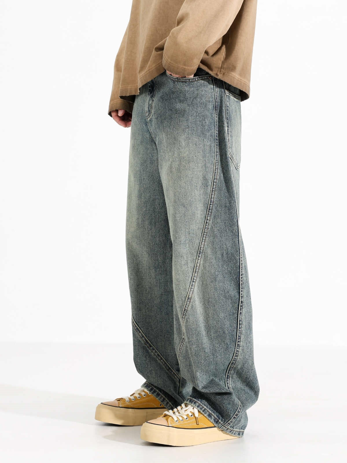 Men's Loose Wide-leg Retro Distressed Loose Jeans