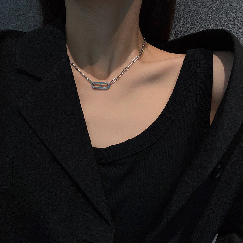 Personalized Clavicle Chain Temperament Retro New Trend Pendant