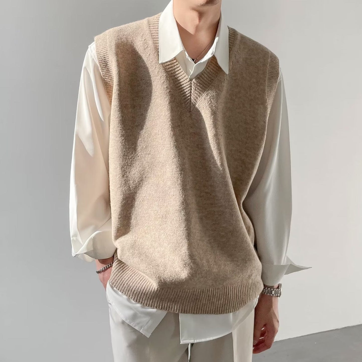 Men's Fashion Loose Bottoming Sweater
